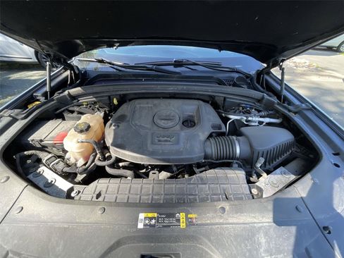 Used 2022 Jeep Grand Cherokee Overland AWD/4WD image 11