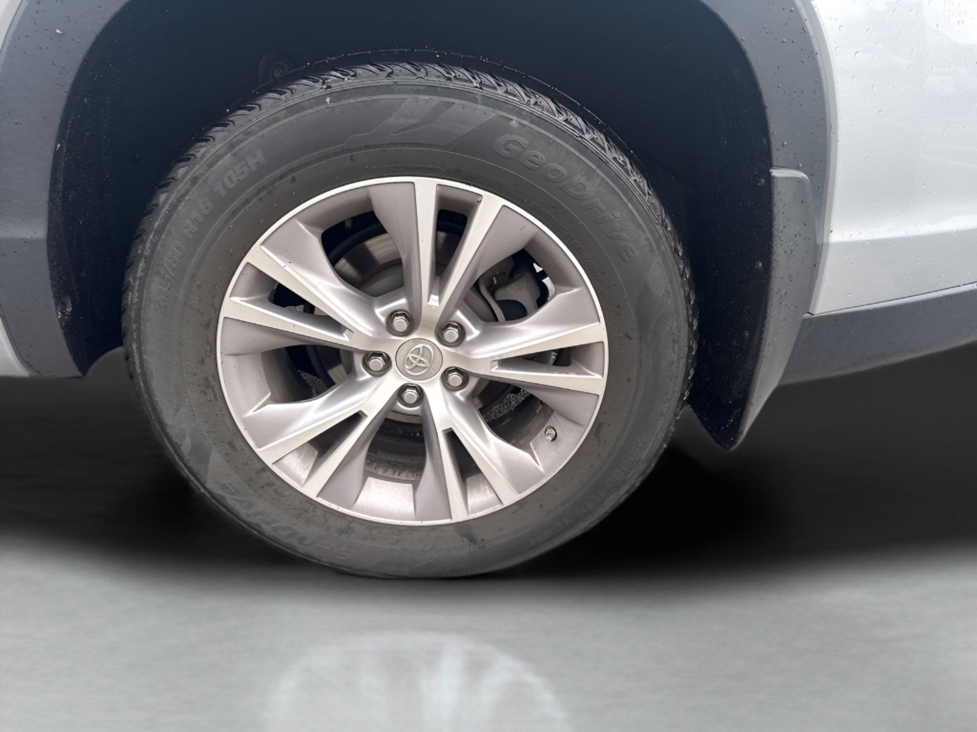 Used 2015 Toyota Highlander Plus AWD/4WD image 13