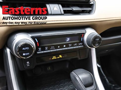 Used 2023 Toyota RAV4 LE image 20