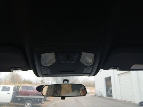 Used 2022 RAM 3500 Tradesman w/ Chrome Appearance Group image 15