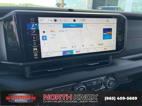 New 2025 Jeep Gladiator Rubicon w/ Convenience Group image 8