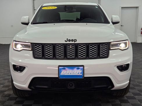 Used 2022 Jeep Grand Cherokee Laredo X image 21