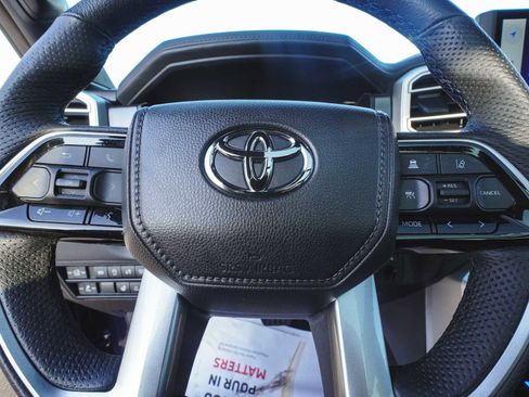 Used 2024 Toyota Tundra Platinum image 25