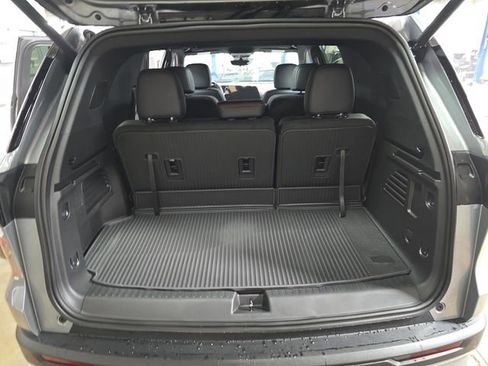 New 2026 Chevrolet Traverse Z71 image 14