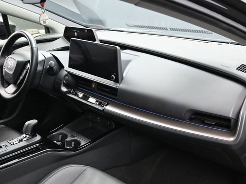 Used 2024 Toyota Prius XLE image 34