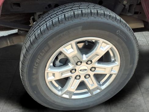 Used 2022 Ford F150 XLT w/ Equipment Group 302A High RWD image 10