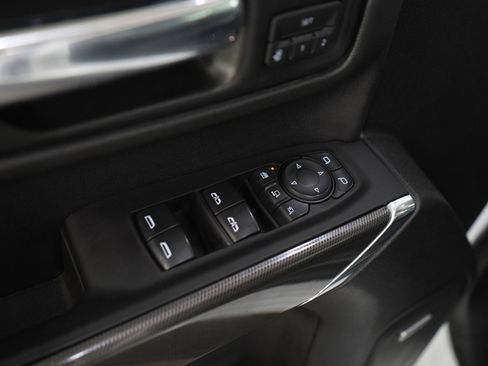 Used 2020 GMC Sierra 2500 AT4 w/ AT4 Premium Package AWD/4WD image 18