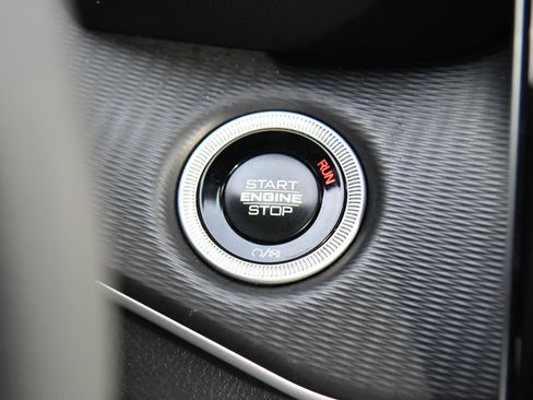 Used 2024 Jeep Grand Cherokee L Laredo image 31