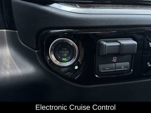 Used 2026 Chevrolet Silverado 1500 LT RWD image 27