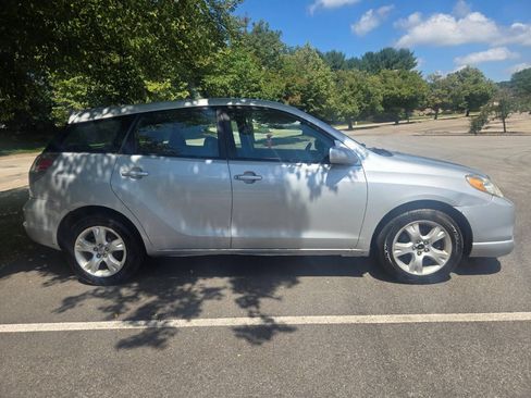 Used 2007 Toyota Matrix XR FWD image 10