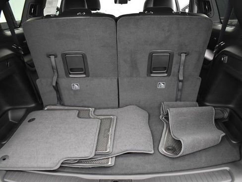 New 2025 Jeep Grand Cherokee L Limited w/ Luxury Tech Group II image 12