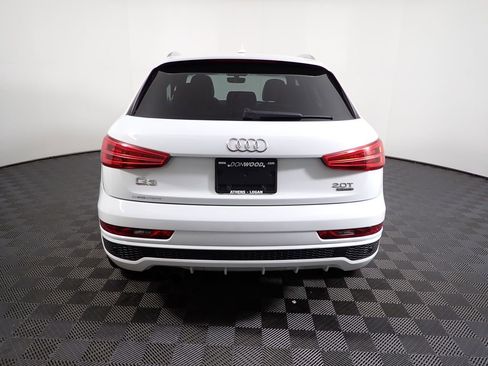 Used 2017 Audi Q3 2.0T Prestige image 15