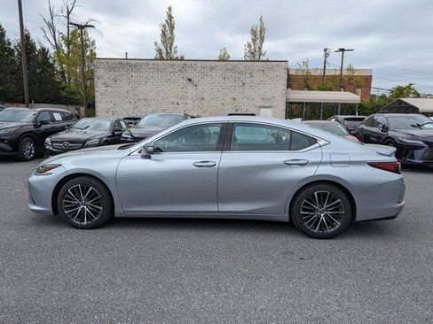 Certified 2022 Lexus ES 350 w/ Premium Package image 7