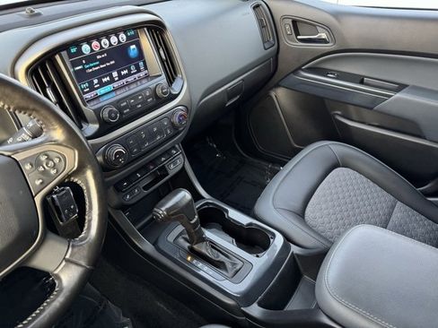 Used 2018 Chevrolet Colorado Z71 image 15