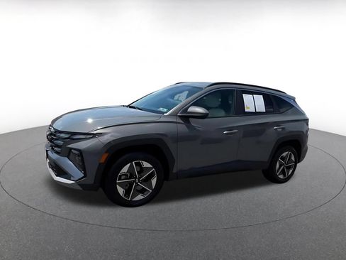 Used 2025 Hyundai Tucson SEL AWD/4WD image 7