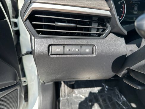 Used 2025 Nissan Altima 2.5 SV image 20