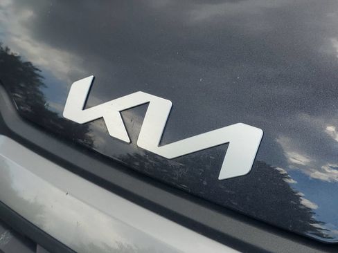 Used 2026 Kia Sportage LX FWD image 30