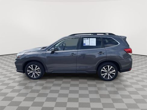 Used 2020 Subaru Forester Limited w/ Popular Package #3 image 4