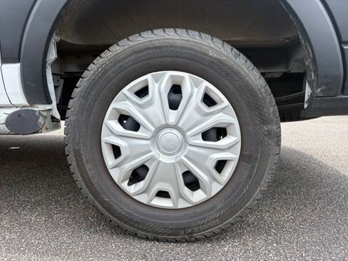 Used 2025 Ford Transit 250 Low Roof w/ Exterior Upgrade Package RWD image 18