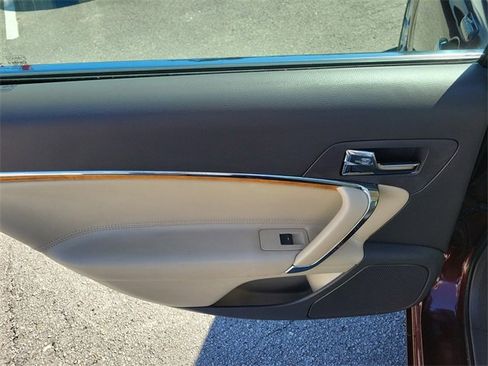 Used 2012 Lincoln MKZ image 11