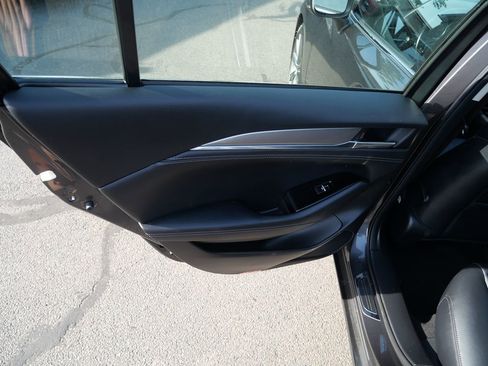 Used 2018 MAZDA MAZDA6 Touring FWD image 17