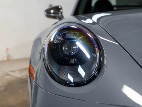 Used 2022 Porsche 911 GT3 RWD image 9
