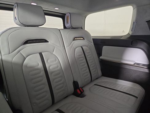 Used 2023 Rivian R1S Launch Edition AWD/4WD image 25