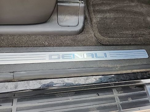 Used 2013 GMC Sierra 1500 Denali AWD/4WD image 43