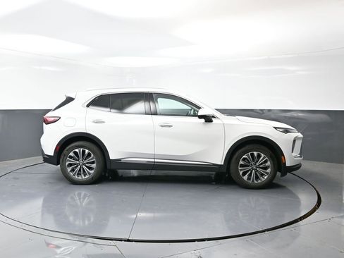 Used 2024 Buick Envision Preferred image 4