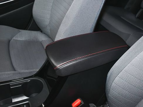 Used 2023 Toyota Corolla SE AWD/4WD image 34