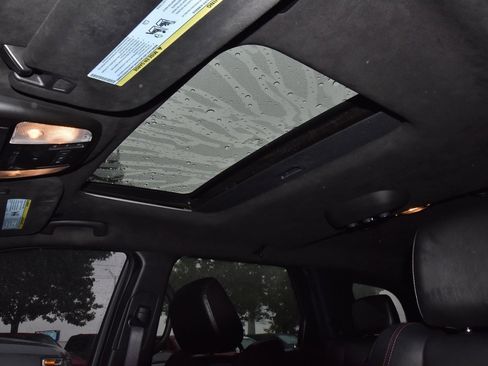 Used 2022 Dodge Durango R/T image 33