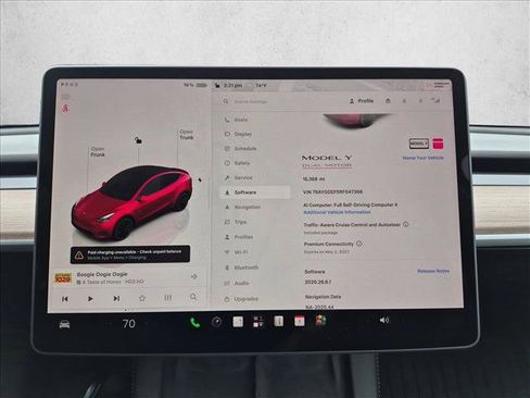 Used 2024 Tesla Model Y Performance AWD/4WD image 11