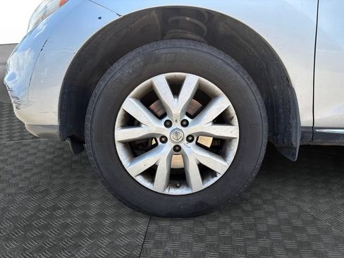 Used 2011 Nissan Murano SV FWD image 13