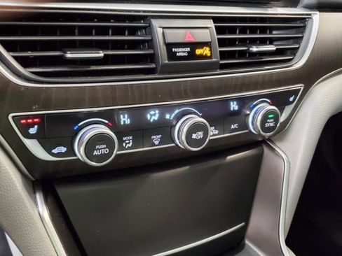Used 2018 Honda Accord EX-L image 25