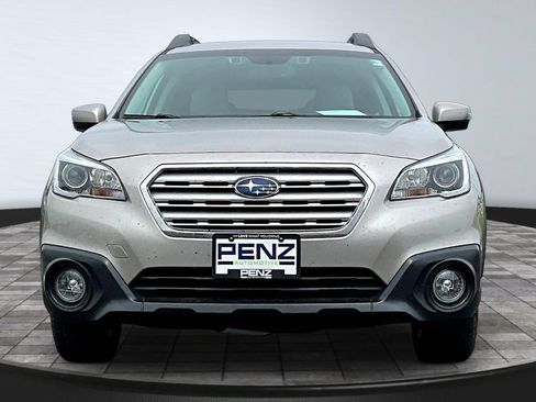 Used 2016 Subaru Outback 2.5i Premium AWD/4WD image 2