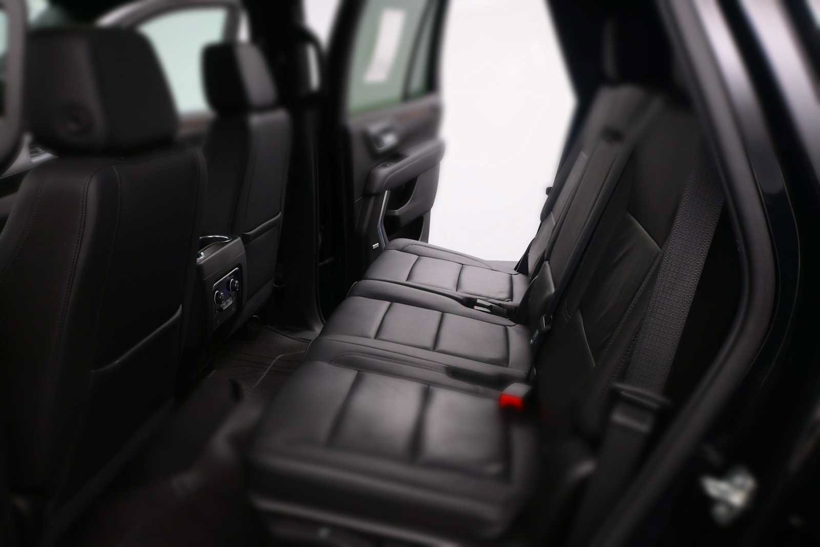 Used 2021 Chevrolet Tahoe LT w/ LT Signature Package AWD/4WD image 12