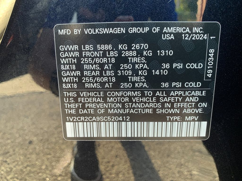 Used 2025 Volkswagen Atlas Peak Edition SE AWD/4WD image 40