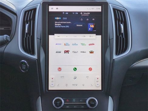 Certified 2022 Ford Edge SEL w/ Convenience Package image 18