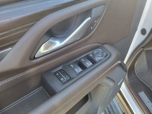 Used 2024 GMC Yukon Denali w/ Advanced Technology Package RWD image 13