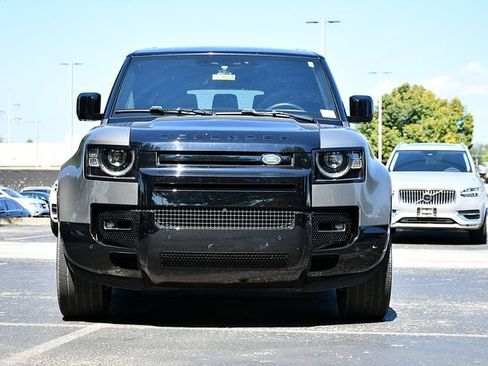 Used 2023 Land Rover Defender 130 X AWD/4WD image 2