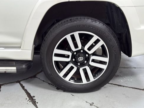 Used 2020 Toyota 4Runner Limited image 23