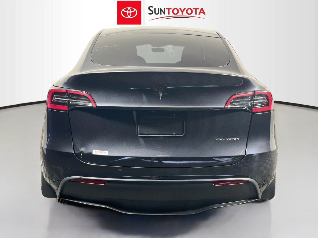 Used 2024 Tesla Model Y Long Range AWD/4WD image 4