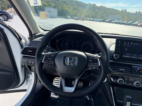 Certified 2022 Honda Accord Sport Special Edition image 17