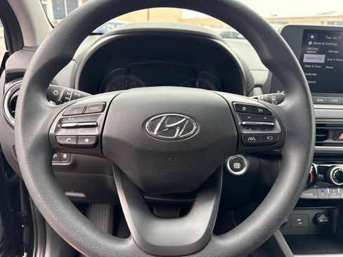 Used 2023 Hyundai Kona SEL AWD/4WD image 8