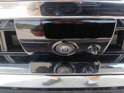 Used 2025 GMC Sierra 1500 SLT w/ SLT Premium Plus Package image 13