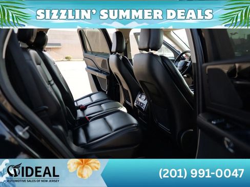 Used 2023 Lincoln Aviator AWD image 29