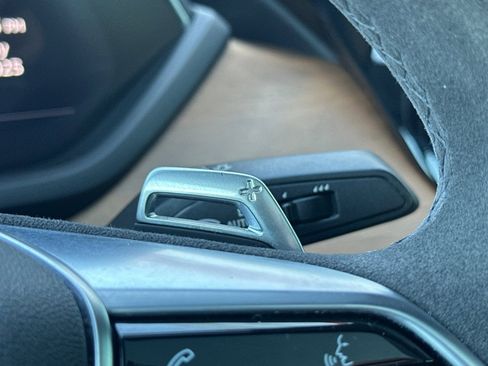 Used 2022 Audi e-tron GT Premium Plus image 35