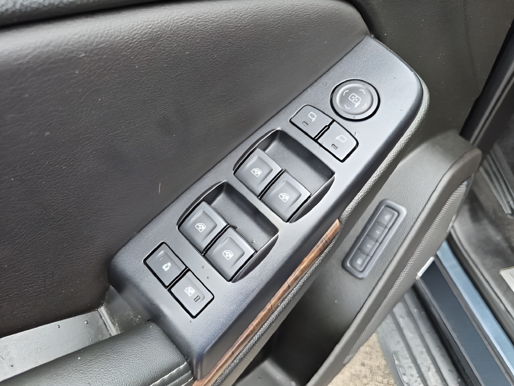 Used 2019 Chevrolet Tahoe LT AWD/4WD image 20