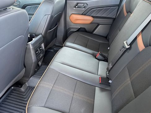 Used 2024 GMC Canyon AT4 w/ Canyon Safety Plus Package image 5