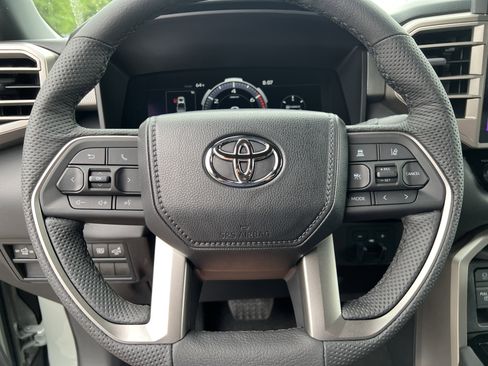 New 2026 Toyota Tundra Limited AWD/4WD image 17
